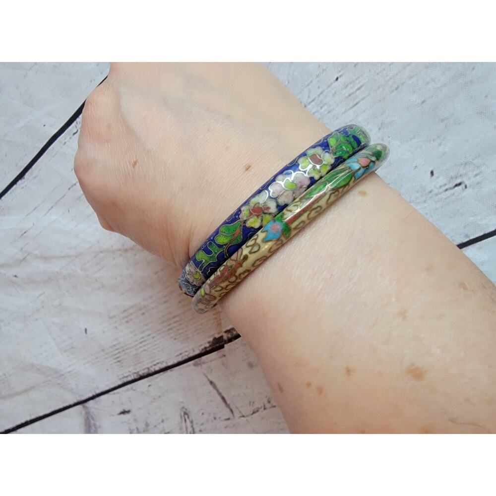 Set 2 Cloisonne Bracelet Bangle Hinged 2.5" Cobalt Blue Flowers Vintage Enamel